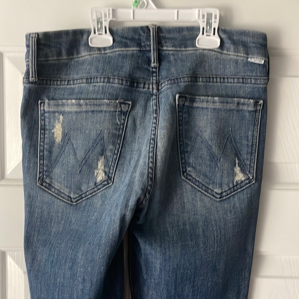 Mother Jeans distress look